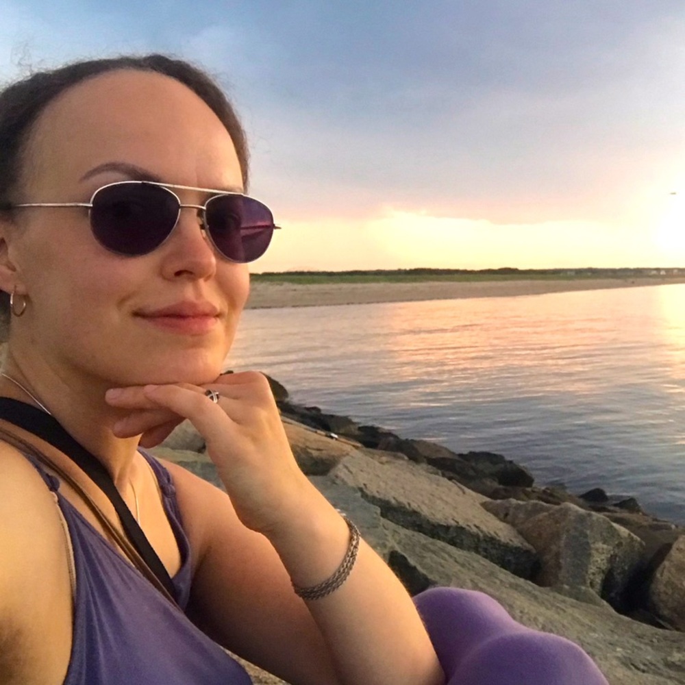 Meet your Posher, Elena